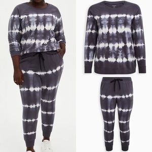 SET: Torrid Grey & White Tie-Dye Active Sweatshirt/Jogger 1X
